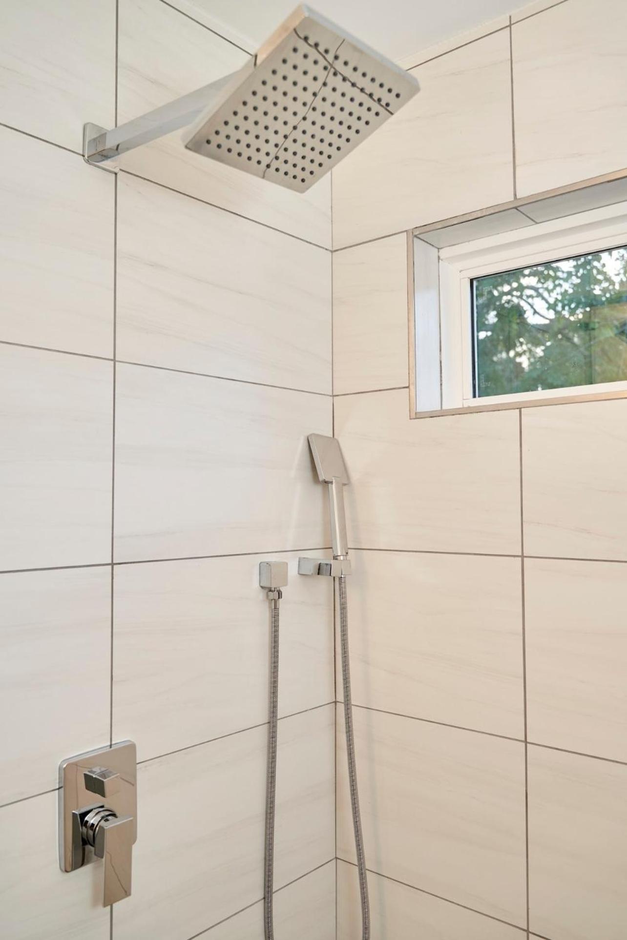 Spacious Retreat Near Downtown, Atl * Atlanta